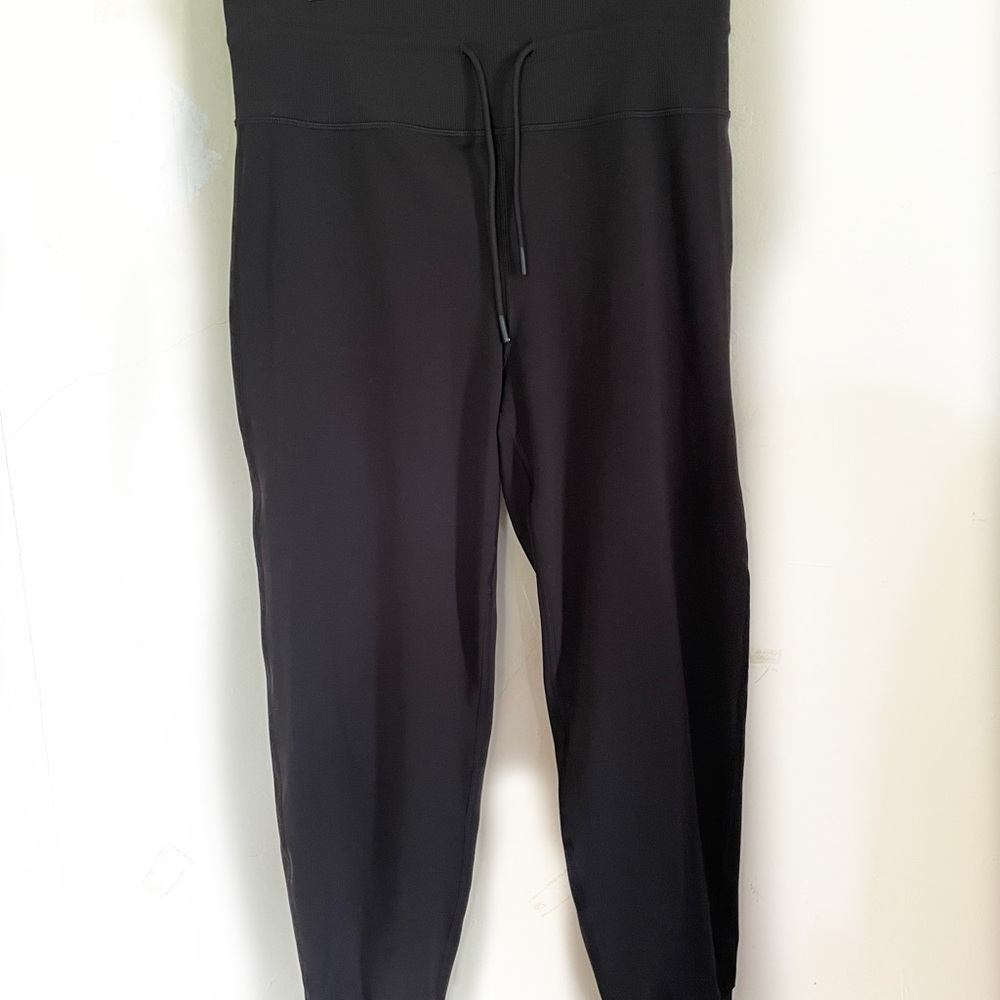 Vuori Black Track Pants Tapered Joggers